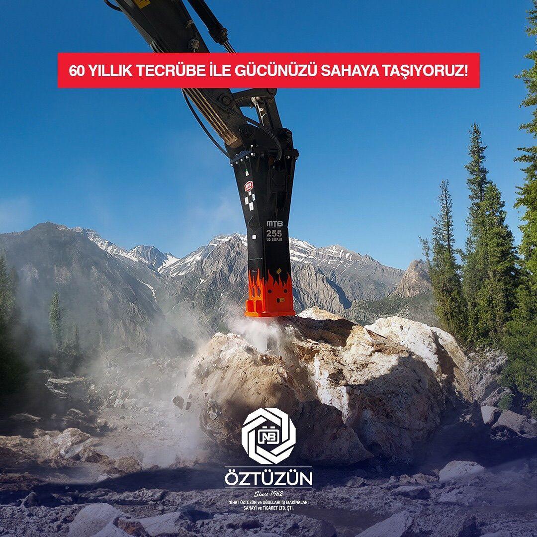 Üstün performanslı iş makinalarımızla sahada her zorluğun üstesinden gelin! Güçlü kırıcı ataşmanı ile verimliliğinizi artırın.Detaylı bilgi ve iletişim için bizi arayabilirsiniz- 0532 243 92 12 ️ Overcome every chall.jpg